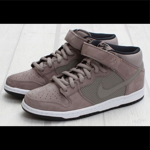 nike sb dunk mid pro sport grey